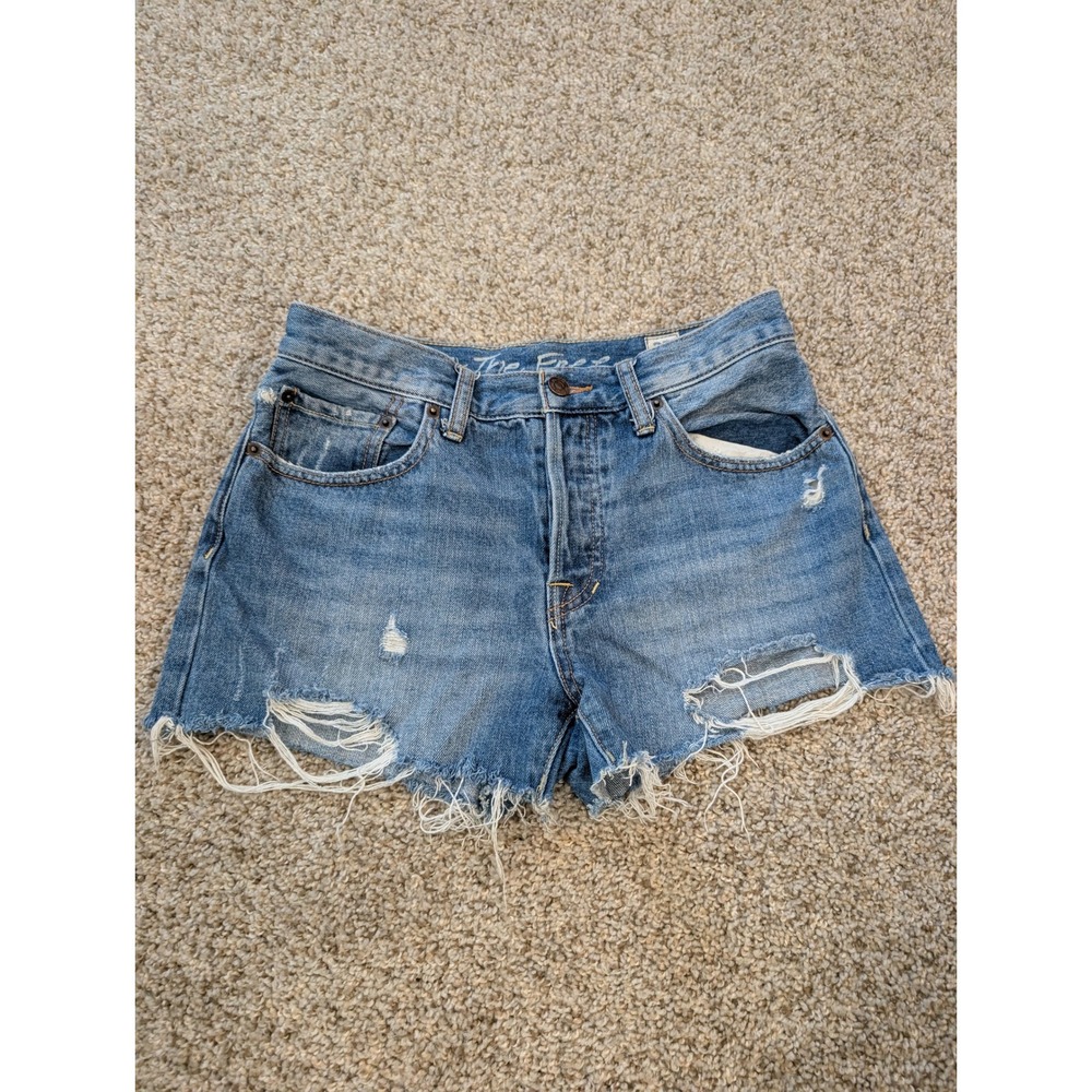 We The Free Free People Distressed Denim Shorts Blue High Rise Frayed Hem 27
